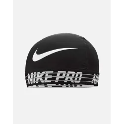 Bonnet Nike Pro Skull Cap 4.0 noir pour football américain avec technologie Dri-FIT et bandeau perforé.