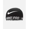 Bonnet Nike Pro Skull Cap 4.0 noir pour football américain avec technologie Dri-FIT et bandeau perforé.